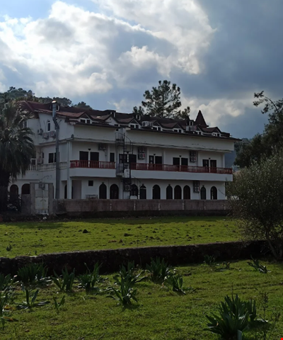 ANTALYA İLİ KEMER İLÇESİ ÇAMYUVA KÖYÜ 1.769,95 M KARE HOTEL