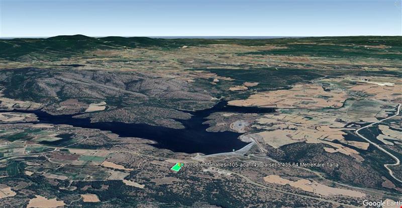 KIRKLARELİ İLİ PINARHİSAR İLÇESİ ÇAYIRDERE KÖYÜ 5.435,64 M KARE ARSA BARAJ MANZARALIDIR.