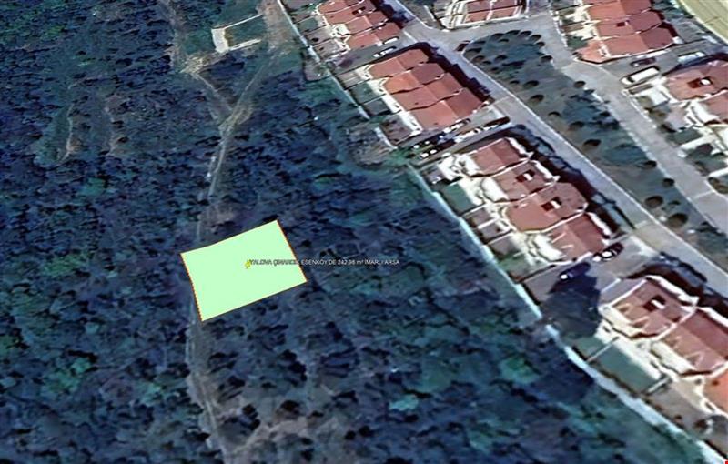 YALOVA İLİ ÇINARCIK İLÇESİ ESENKÖY'DE 242,98 m² İMARLI ARSA