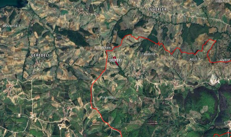 LAND 500 M FROM THE NEAREST VILLAGE CENTER IN THE VILLAGE OF IZMIT KAYNARCA