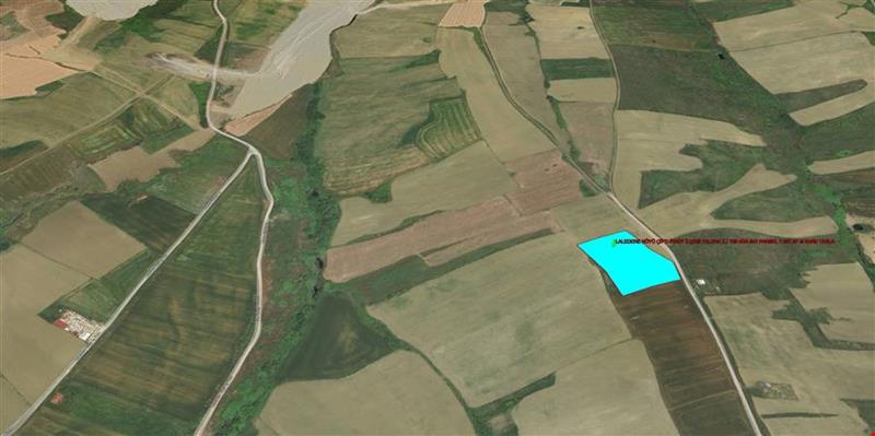 YALOVA ÇİFTLİKKÖY LALEDERE KÖYÜNDE DENİZ MANZARALI  KADASTROL YOLA CEPHE 7.337,37 M. KARE TARLA