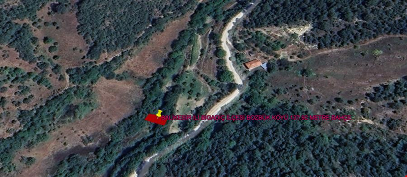 BALIKESİR İLİ BİGADİÇ İLÇESİ BOZBÜK KÖYÜ 137,92 m²  BAHÇE