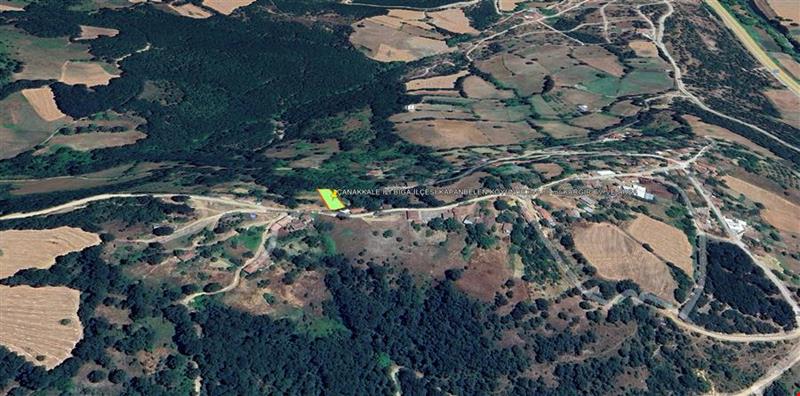 ÇANAKKALE İLİ BİGA İLÇESİ KAPANBELEN KÖYÜNDE 644,88 m² KARGIR EV VE ARSA