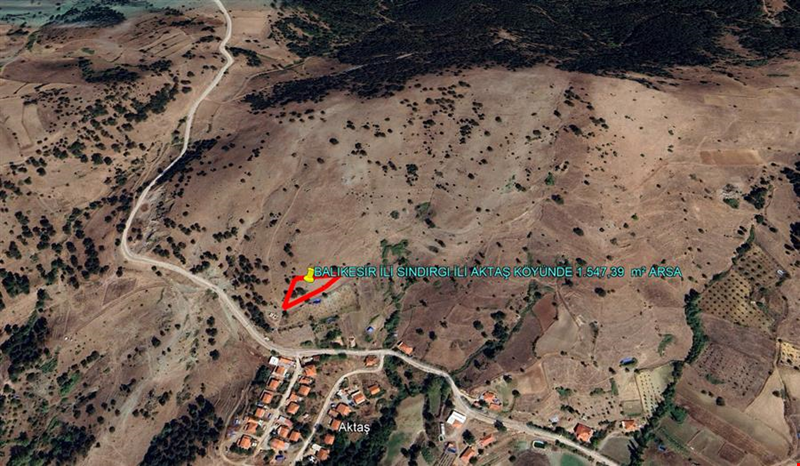 BALIKESİR İLİ SINDIRGI İLİ AKTAŞ KÖYÜNDE 1.547,39  m² ARSA