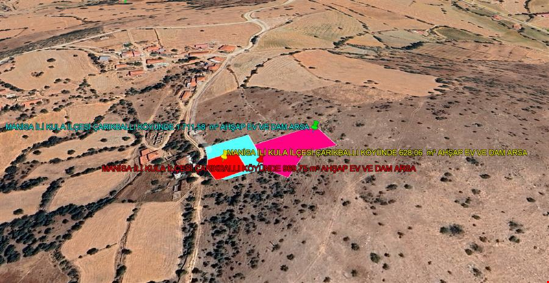 MANİSA İLİ KULA İLÇESİ ÇARIKBALLI KÖYÜNDE 3.309,39 m²  AHŞAP EV VE DAM ARSA