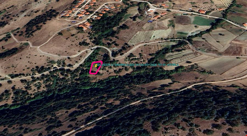 BALIKESİR İLİ SINDIRGI İLÇESİ AKTAŞ KÖYÜNDE 707,54  m² TARLA