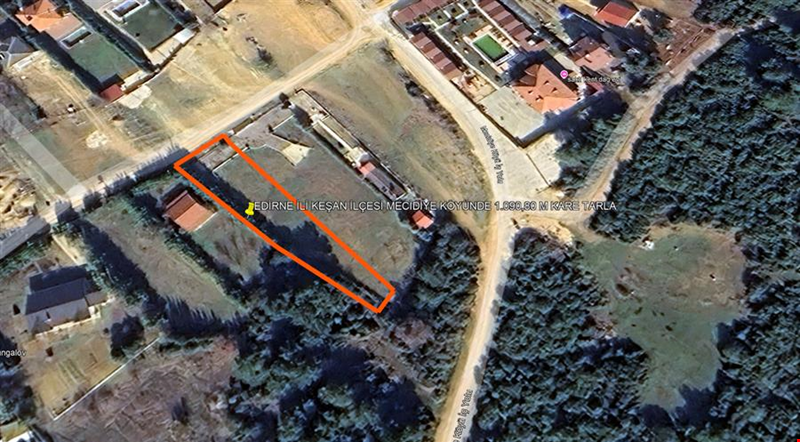 EDİRNE İLİ KEŞAN İLÇESİ MECİDİYE KÖYÜNDE 1.090,80 m²  TARLA KADASTROL YOLU MEVCUT