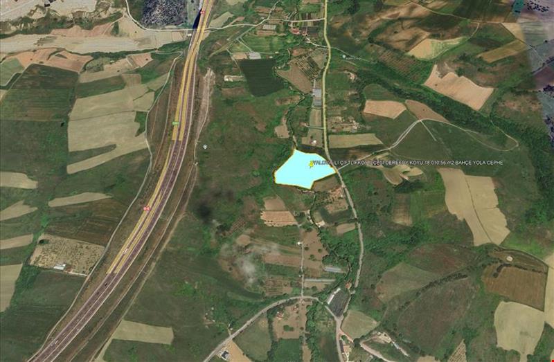 YALOVA İLİ ÇİFTLİKKÖY İLÇESİ DEREKÖY KÖYÜ 18.010,56 m2 BAHÇE YOLA CEPHE
