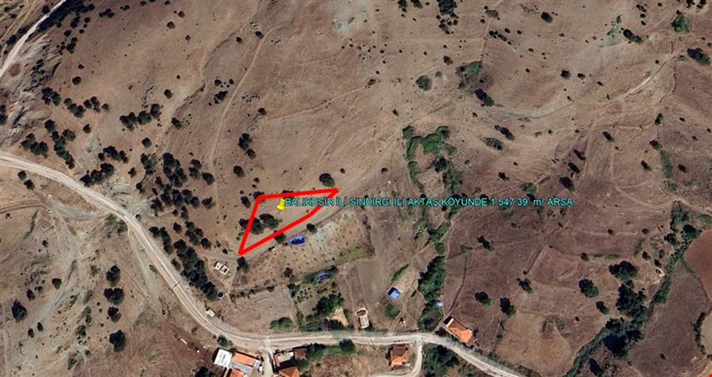 BALIKESİR İLİ SINDIRGI İLİ AKTAŞ KÖYÜNDE 1.547,39  m² ARSA