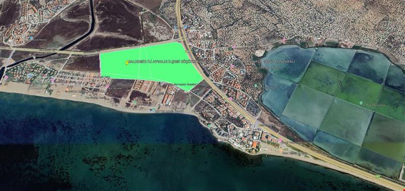 BALIKESİR İLİ AYVALIK İLÇESİ KÜÇÜKKÖY KÖYÜNDE  188.087,91 M KARE ARSA DENİZ MANZARALI